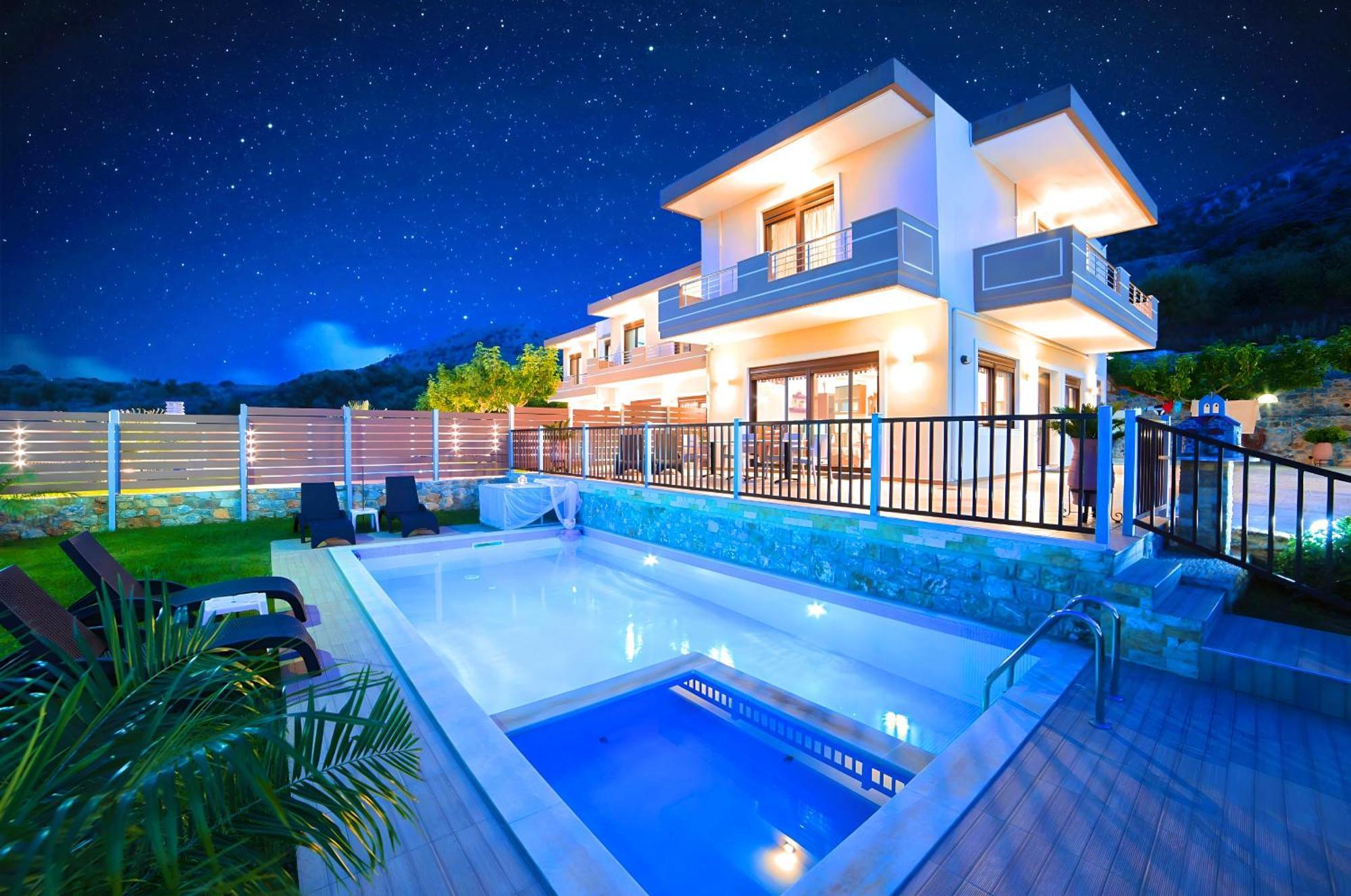 Sunlight Heated Pool