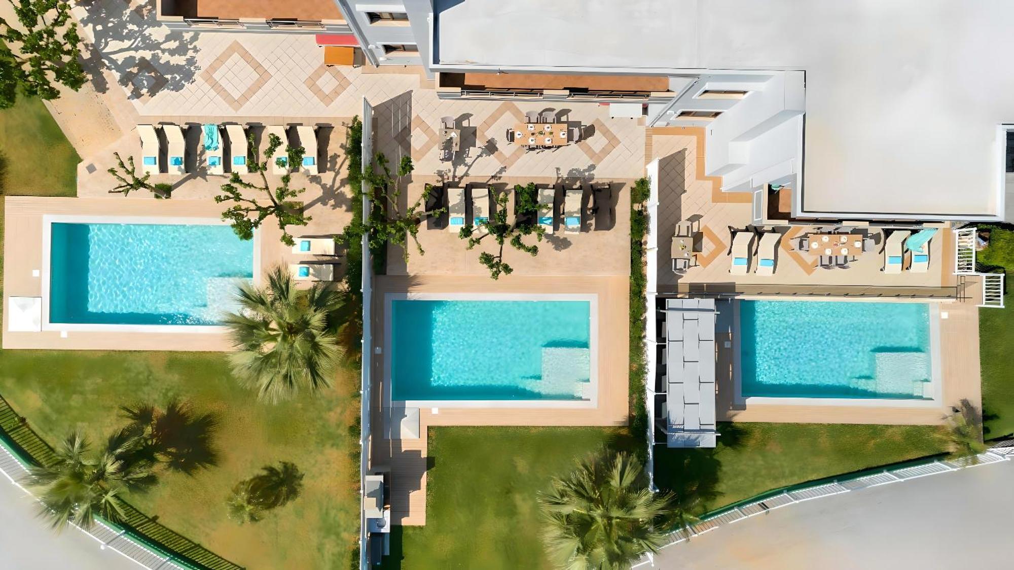 Sunlight Heated Pool